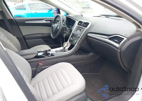 2014 Ford Fusion S z USA, uszkodzony, nr VIN 1FA6P0G77E5364330